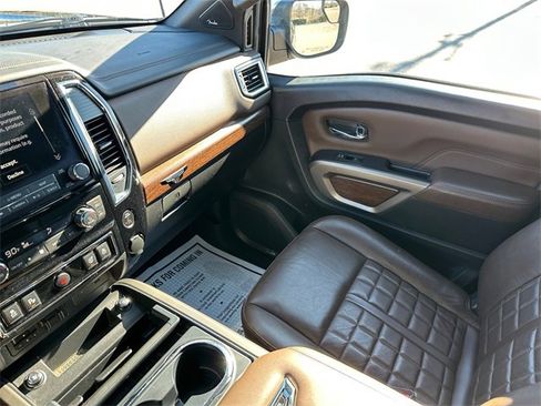 Used 2021 Nissan Titan Platinum Reserve w/ Off Road Protection Package image 28
