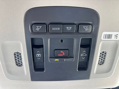 New 2026 Toyota Camry XLE AWD/4WD image 20