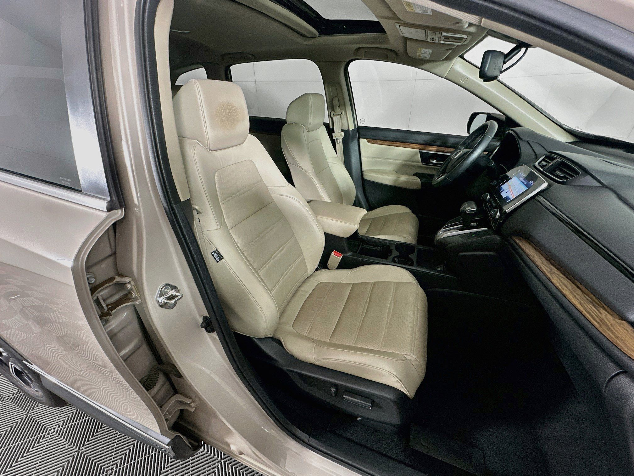 Used 2019 Honda CR-V Touring image 33