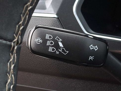 Certified 2022 Volkswagen Tiguan SE AWD/4WD image 19
