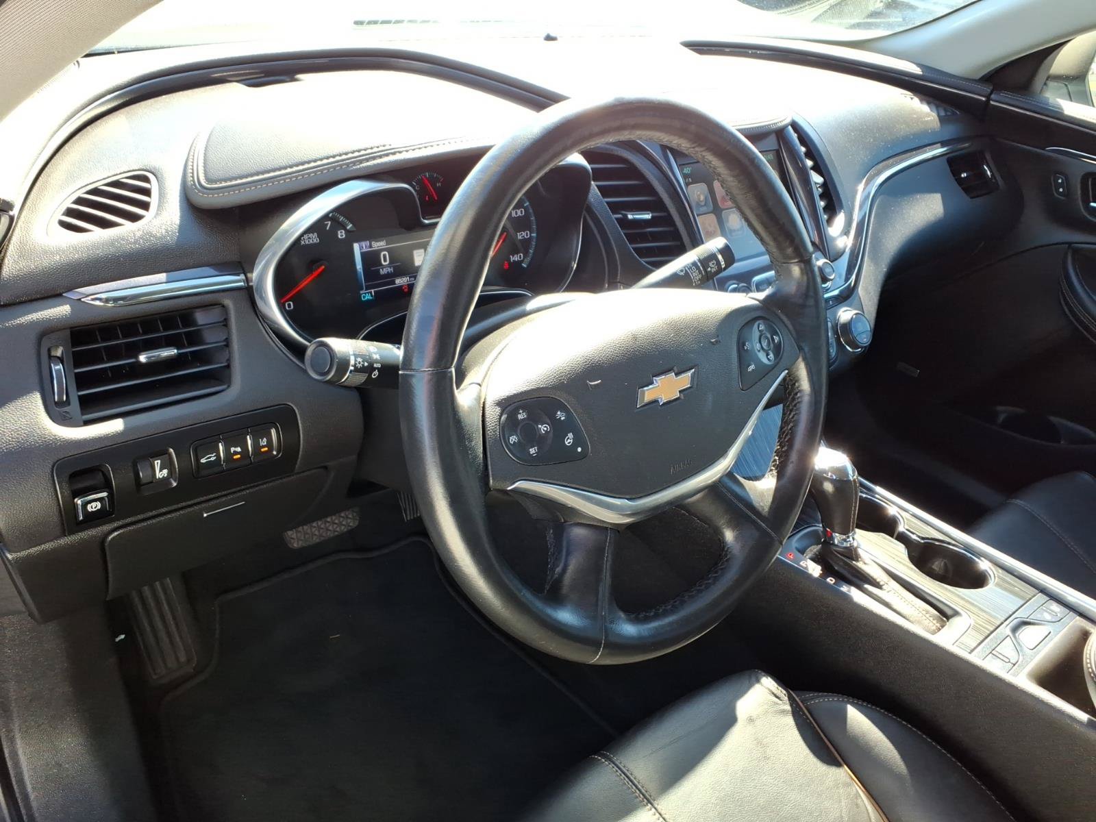 Used 2017 Chevrolet Impala Premier w/ Enhanced Convenience Package FWD image 8