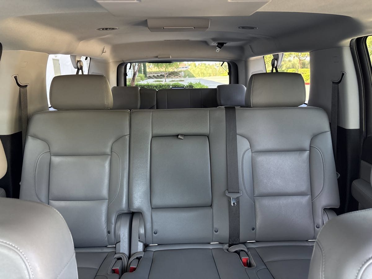 Used 2019 Chevrolet Suburban LT AWD/4WD image 32