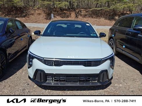 New 2025 Kia K4 GT-Line w/ GT-Line Sunroof Package image 2