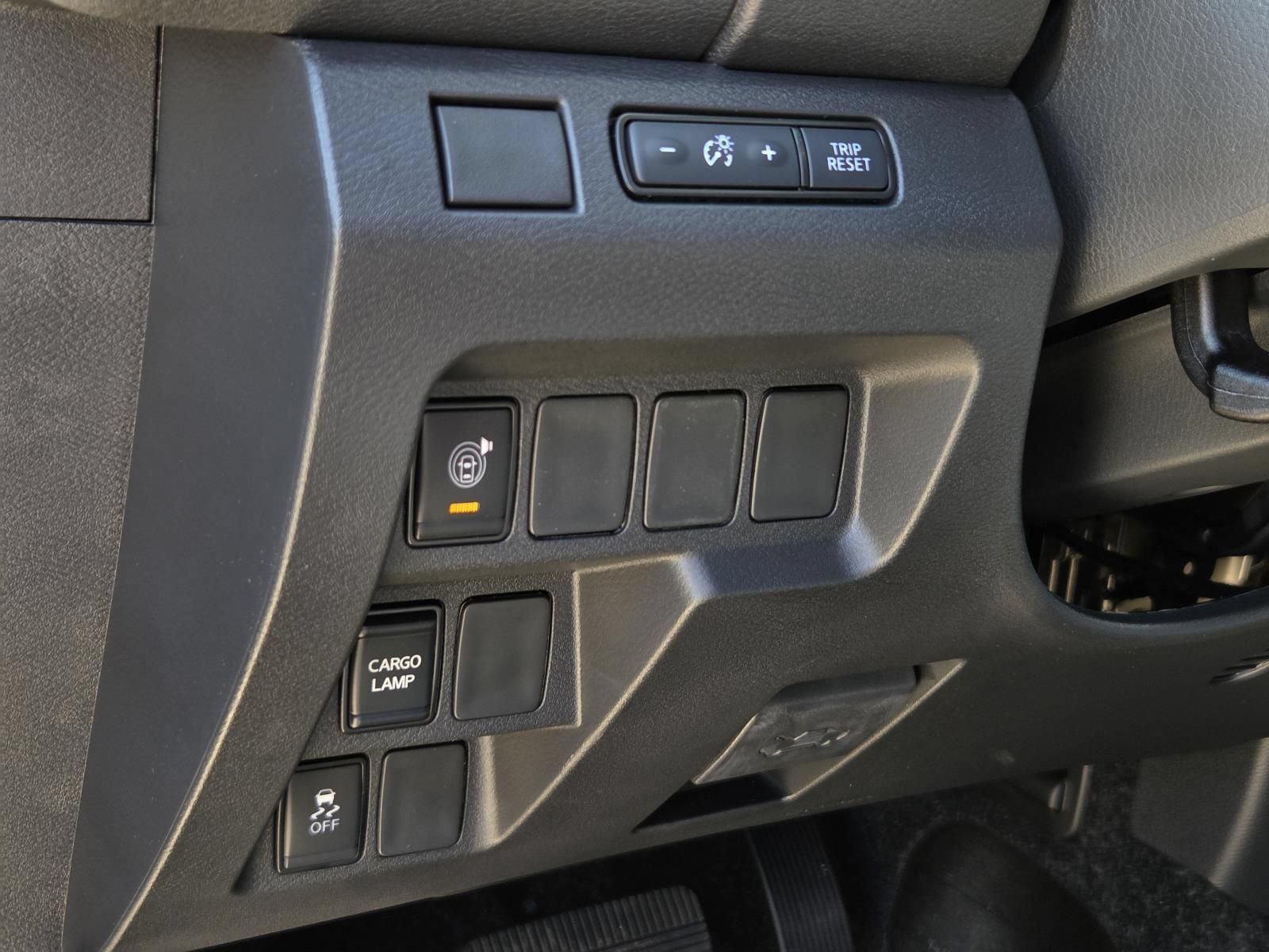 New 2027 Nissan Frontier S w/ Tow Package RWD image 18