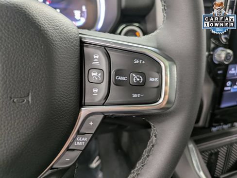 Used 2025 Jeep Wrangler Unlimited Sport AWD/4WD image 20