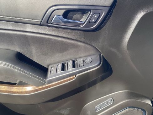 Used 2019 Chevrolet Tahoe LT w/ Luxury Package image 23