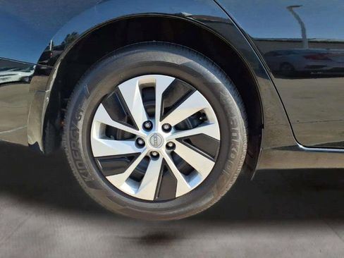 Used 2025 Nissan Altima 2.5 S image 20