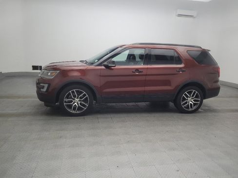 Used 2016 Ford Explorer Sport w/ Equipment Group 401A AWD/4WD image 2