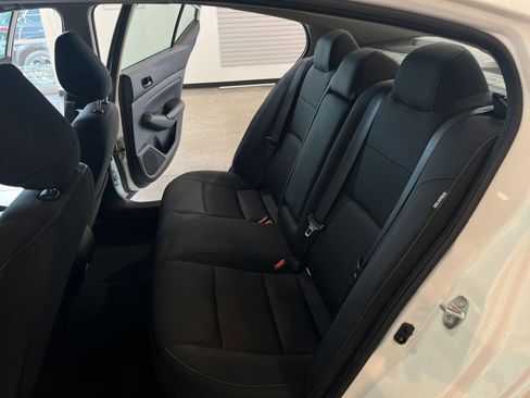 Used 2025 Nissan Altima 2.5 SV image 38