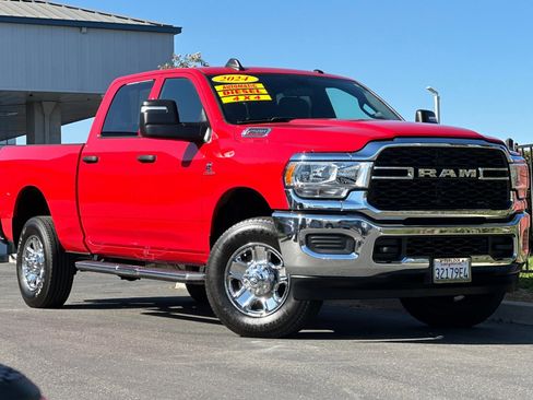 Used 2024 RAM 2500 Tradesman w/ Chrome Appearance Group image 2