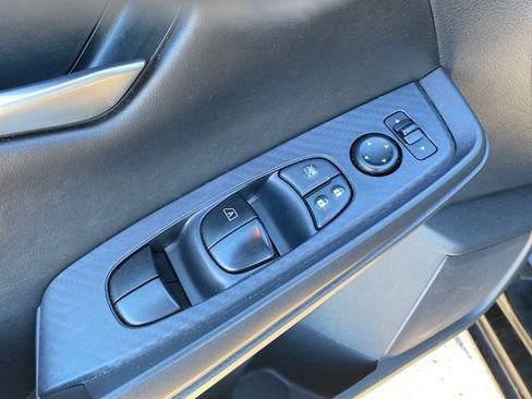 Used 2024 Nissan Sentra SV image 15