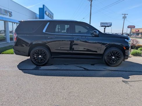 Used 2023 Chevrolet Tahoe High Country AWD/4WD image 2