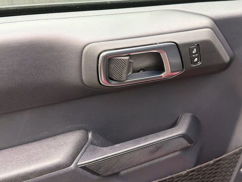 Used 2025 Ford Bronco Badlands w/ Sasquatch Package image 31