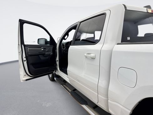 Used 2021 RAM 1500 Big Horn AWD/4WD image 9