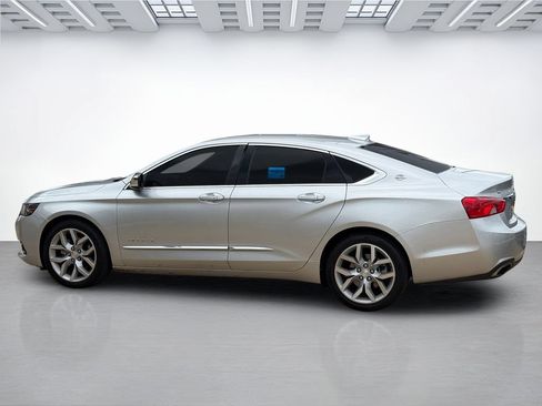 Used 2017 Chevrolet Impala Premier FWD image 2