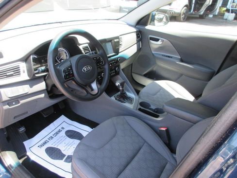 Used 2018 Kia Niro LX FWD image 13