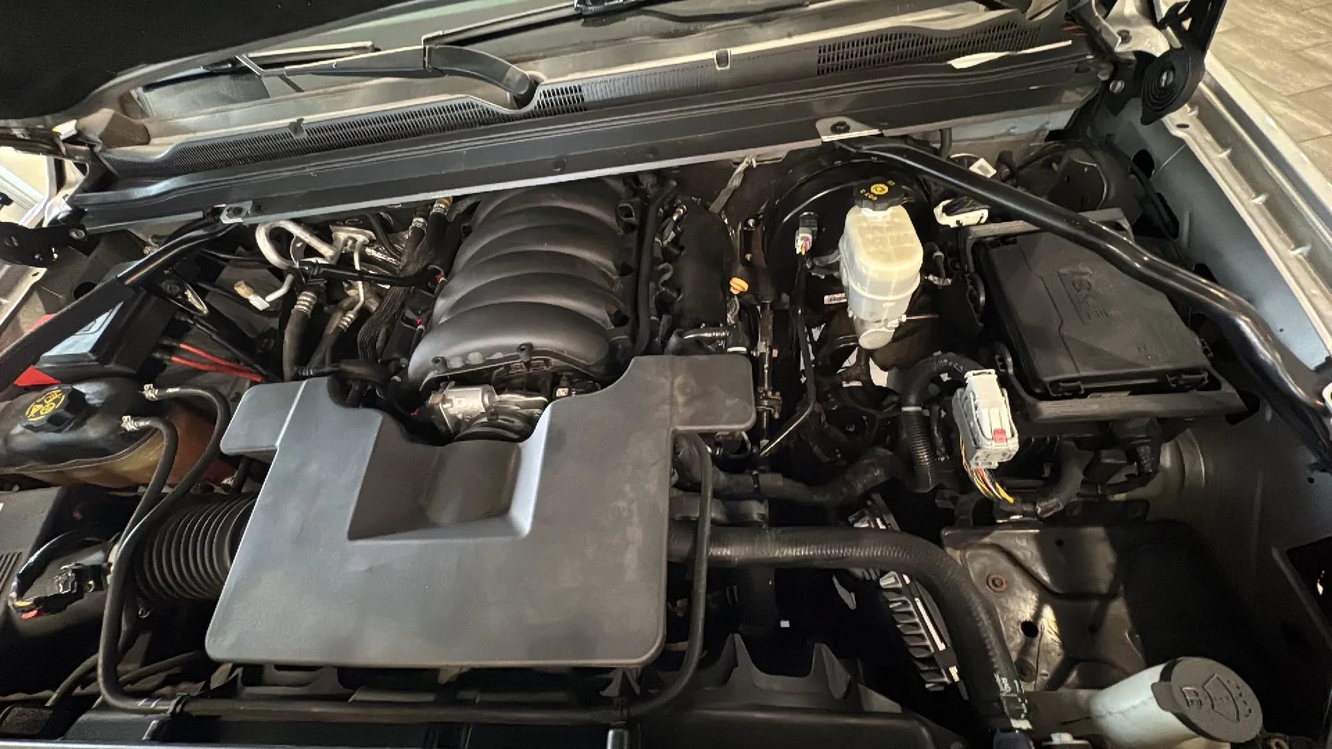Used 2018 Chevrolet Tahoe LT AWD/4WD image 77