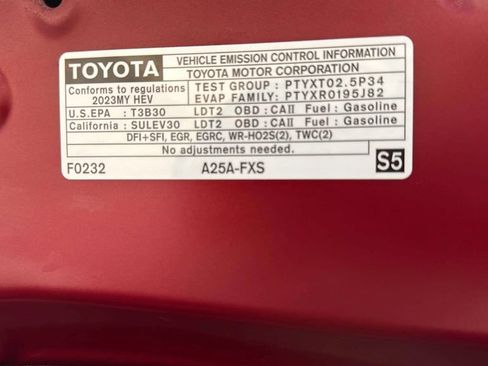 Used 2023 Toyota Sienna Limited AWD/4WD image 46
