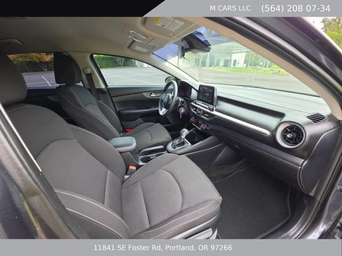 Used 2019 Kia Forte LXS FWD image 11