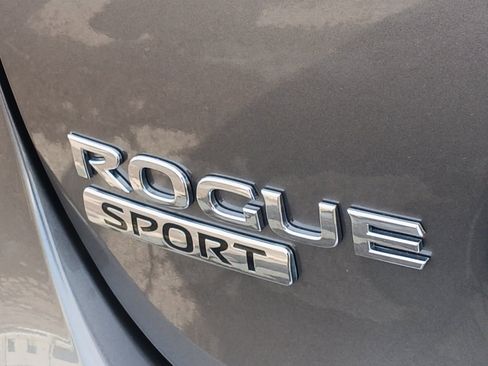 Used 2022 Nissan Rogue Sport SL w/ Premium Package image 30