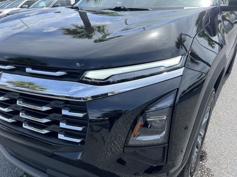 Used 2026 Chevrolet Equinox LT FWD image 6