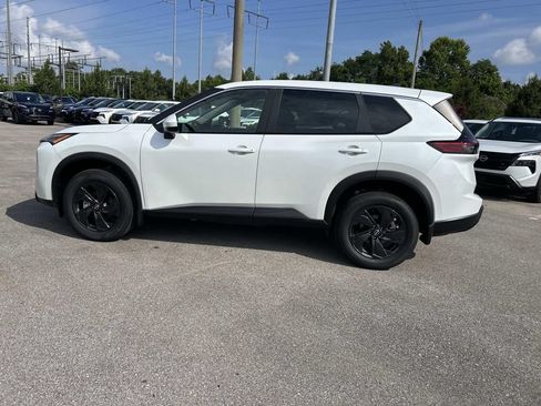 New 2026 Nissan Rogue SV AWD/4WD image 4