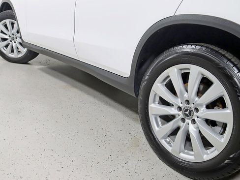 Used 2020 Mercedes-Benz GLC 300 GLC 300 w/ Parking Assistance Package image 12