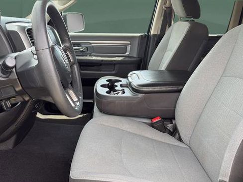 Used 2024 RAM 1500 Classic SLT AWD/4WD image 16