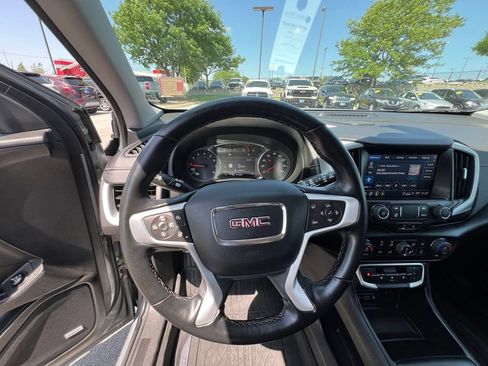 Used 2023 GMC Terrain SLT w/ Infotainment Package II AWD/4WD image 37