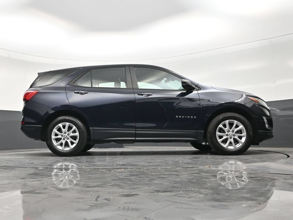 Used 2020 Chevrolet Equinox LS FWD image 25