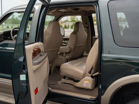Used 2002 Ford Excursion Limited image 36
