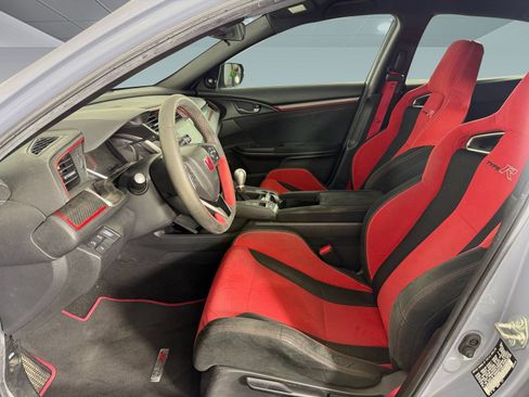 Used 2021 Honda Civic Type R image 5