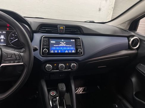 Used 2024 Nissan Versa SV FWD image 18