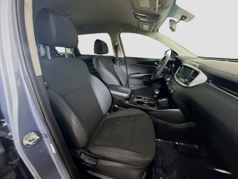 Used 2020 Kia Sorento L image 28