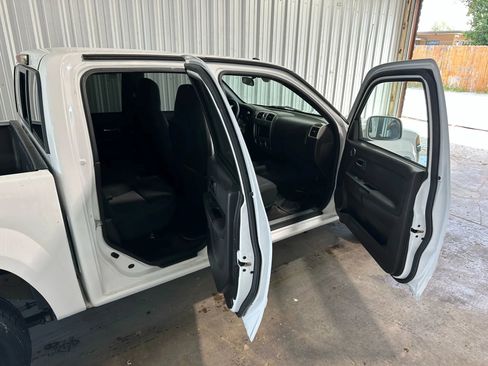 Used 2009 GMC Canyon SLE image 16