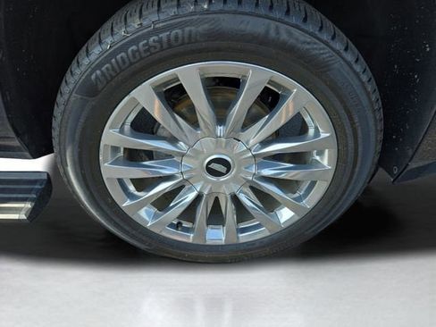 Used 2021 Cadillac Escalade ESV Premium Luxury w/ Driver Assist Tech Package AWD/4WD image 42