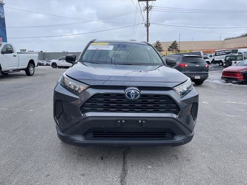 Certified 2022 Toyota RAV4 LE image 5