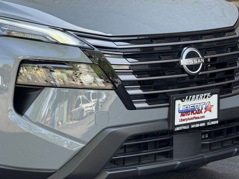 Used 2026 Nissan Rogue SV w/ Cold Weather Package AWD/4WD image 3