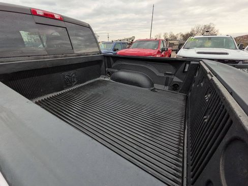 Used 2016 RAM 1500 Big Horn AWD/4WD image 11