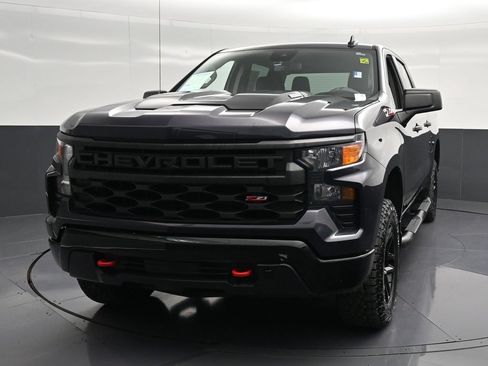 Used 2024 Chevrolet Silverado 1500 Custom Trail Boss AWD/4WD image 6