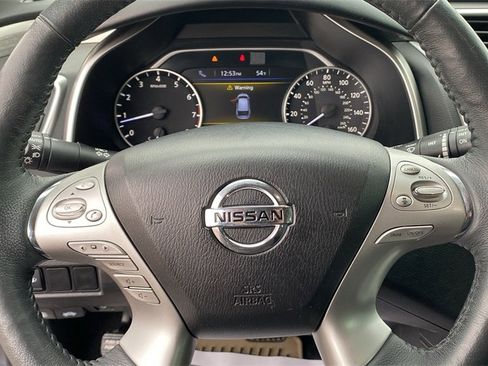 Used 2018 Nissan Murano Platinum w/ Cargo Package image 25