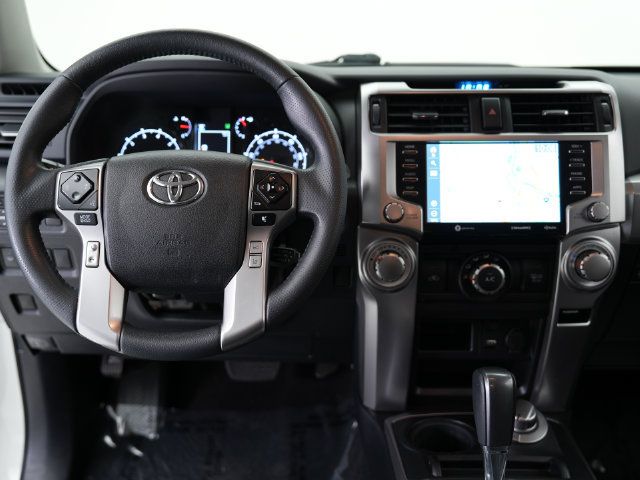 Used 2021 Toyota 4Runner SR5 Premium w/ Moonroof Package AWD/4WD image 15