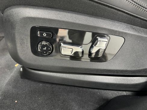 New 2026 BMW X6 M60i image 29