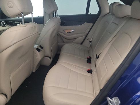 Used 2018 Mercedes-Benz GLC 300 4MATIC w/ Multimedia Package image 18