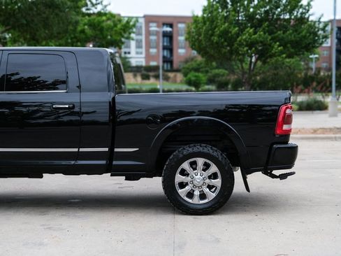 Used 2019 RAM 2500 Limited AWD/4WD image 12