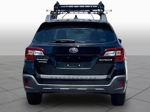 Used 2018 Subaru Outback 2.5i Limited AWD/4WD image 5