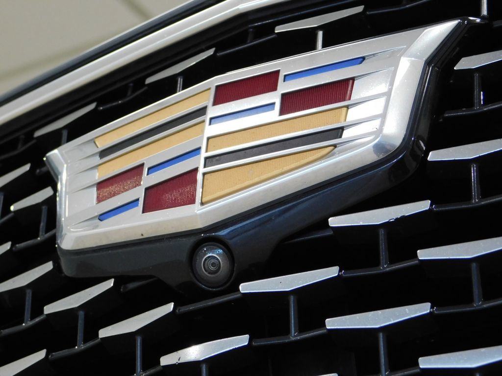 Used 2022 Cadillac XT6 Premium Luxury w/ Technology Package AWD/4WD image 14