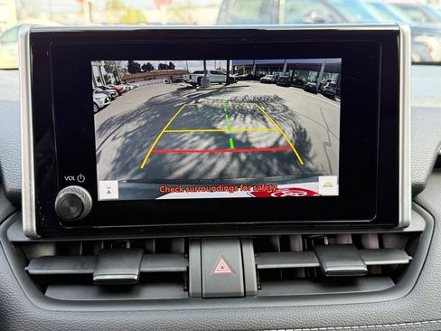 Certified 2023 Toyota RAV4 XLE image 28