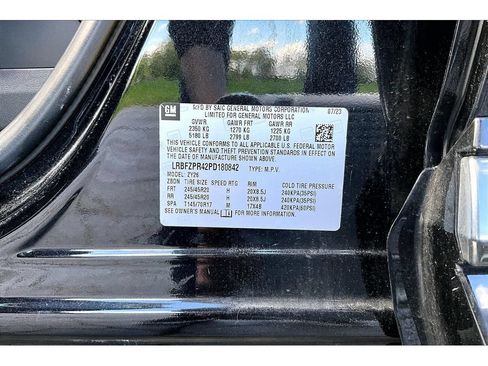 Used 2023 Buick Envision Essence w/ Sport Touring Package AWD/4WD image 33