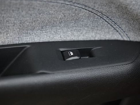 Used 2024 Jeep Compass Latitude image 24